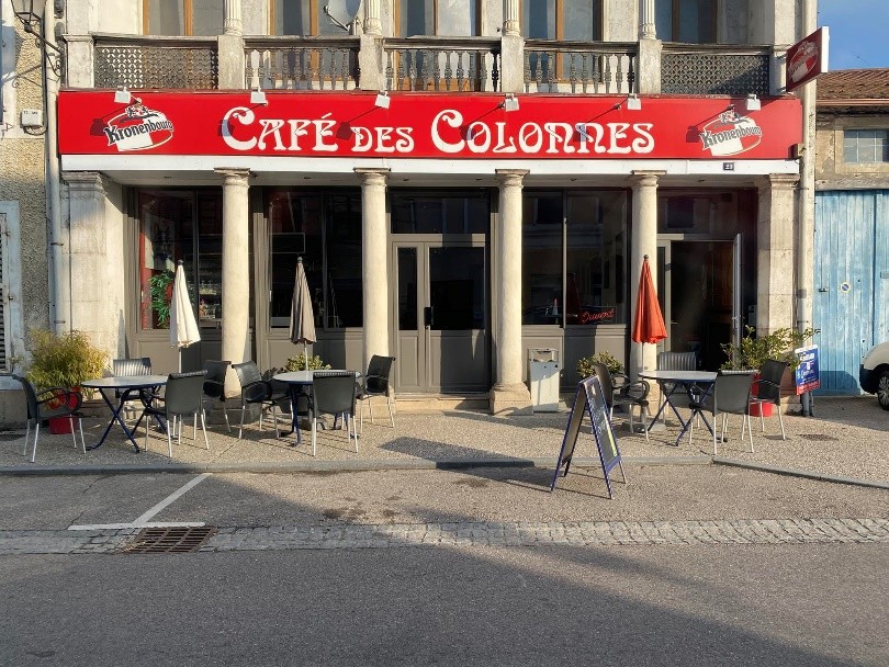 Lire la suite à propos de l’article CAFE DES COLONNES