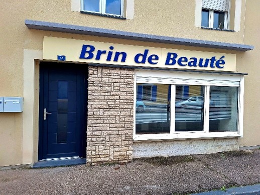 Lire la suite à propos de l’article CHARLENE BRIN DE BEAUTE